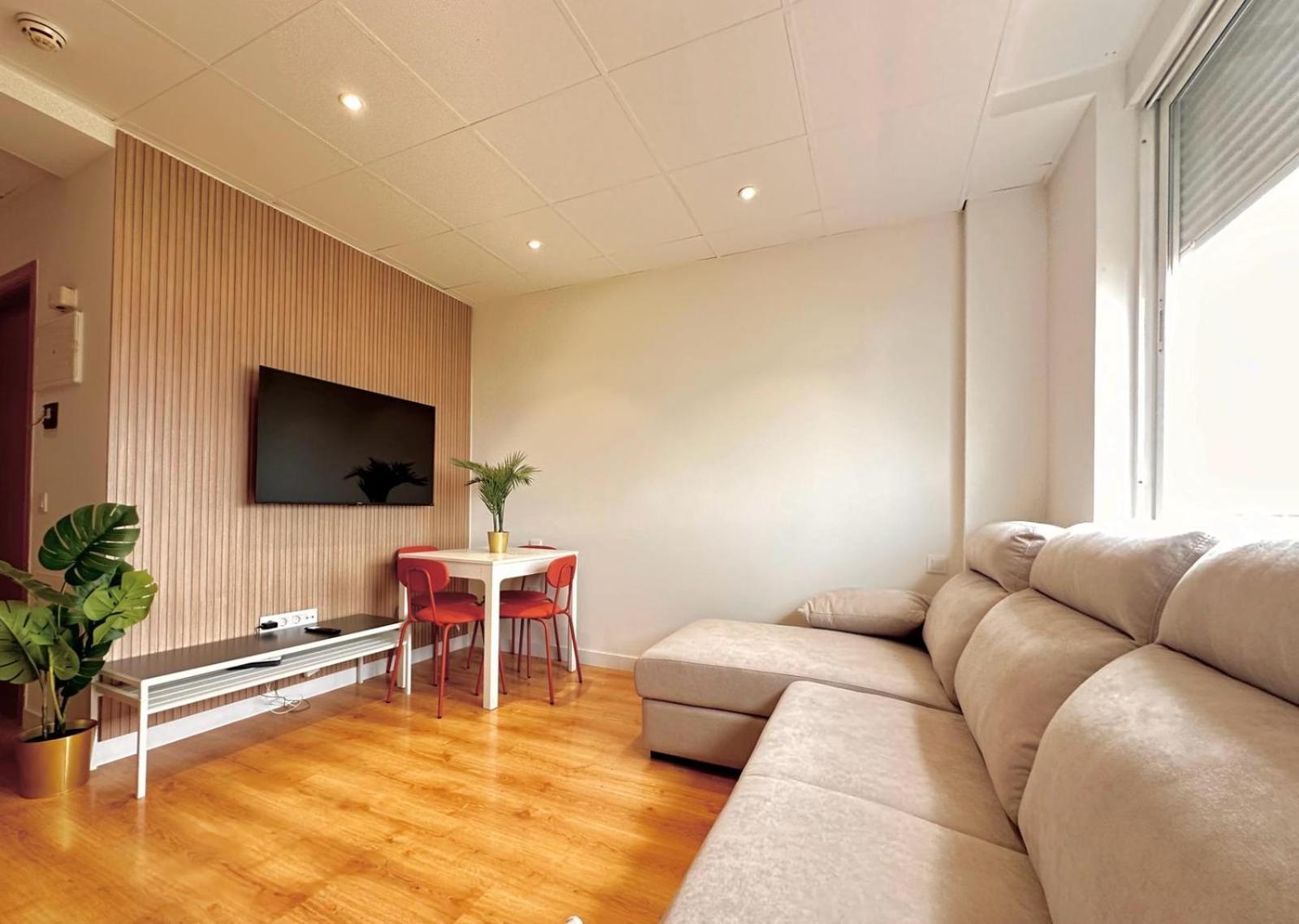 Apartamentos Noviembre Madrid Ngoại thất bức ảnh