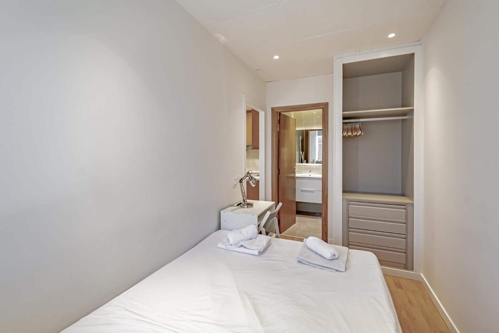 Apartamentos Noviembre Madrid Ngoại thất bức ảnh