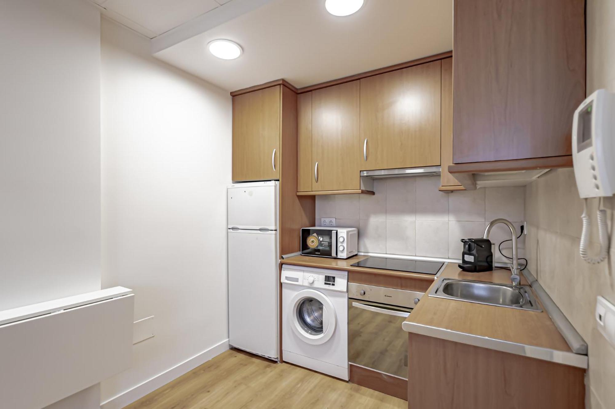 Apartamentos Noviembre Madrid Ngoại thất bức ảnh