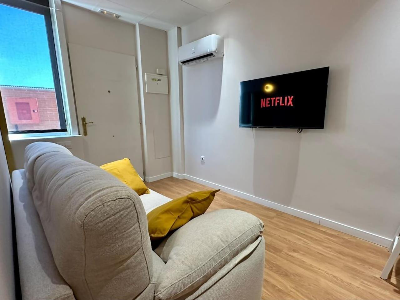 Apartamentos Noviembre Madrid Ngoại thất bức ảnh