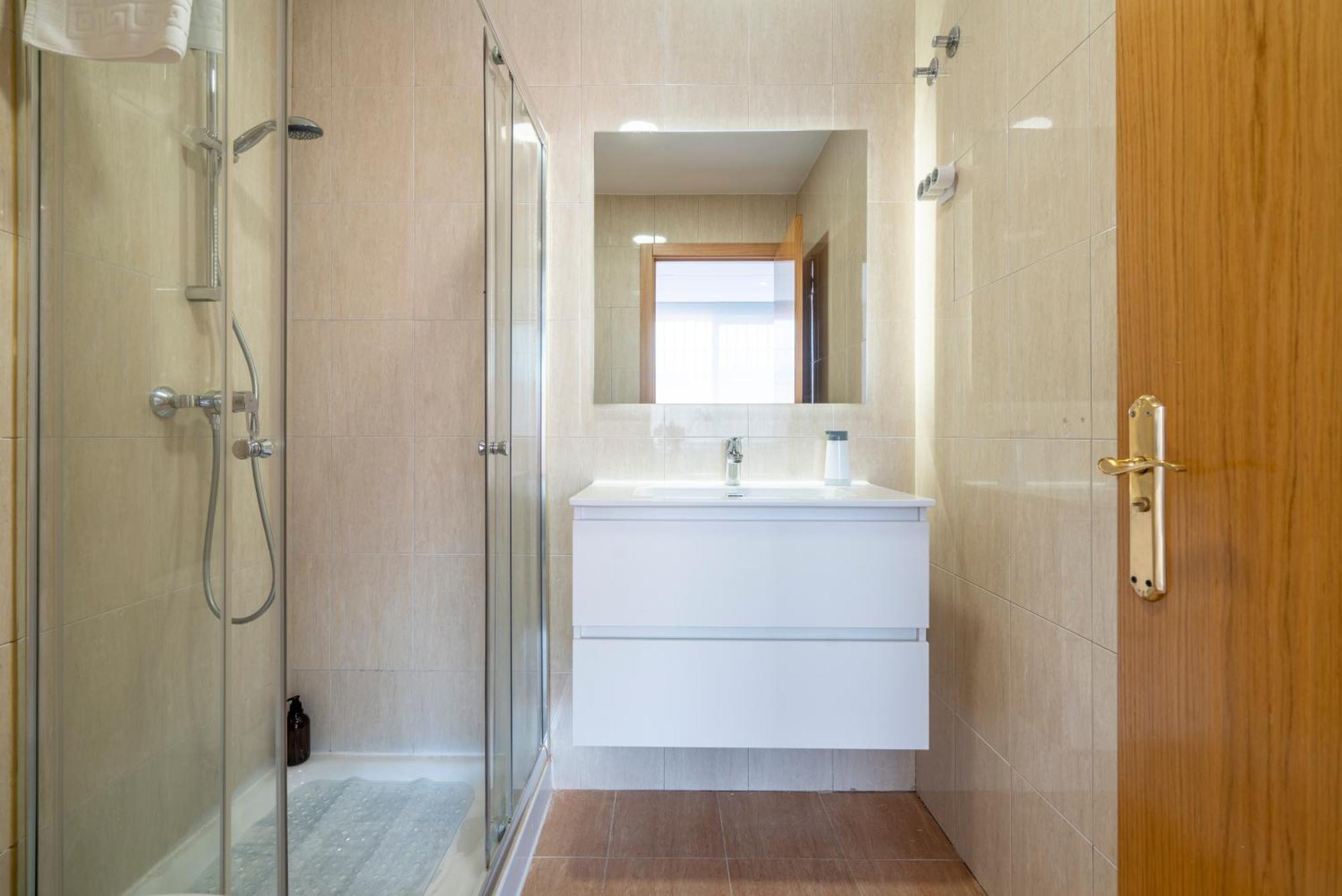 Apartamentos Noviembre Madrid Ngoại thất bức ảnh